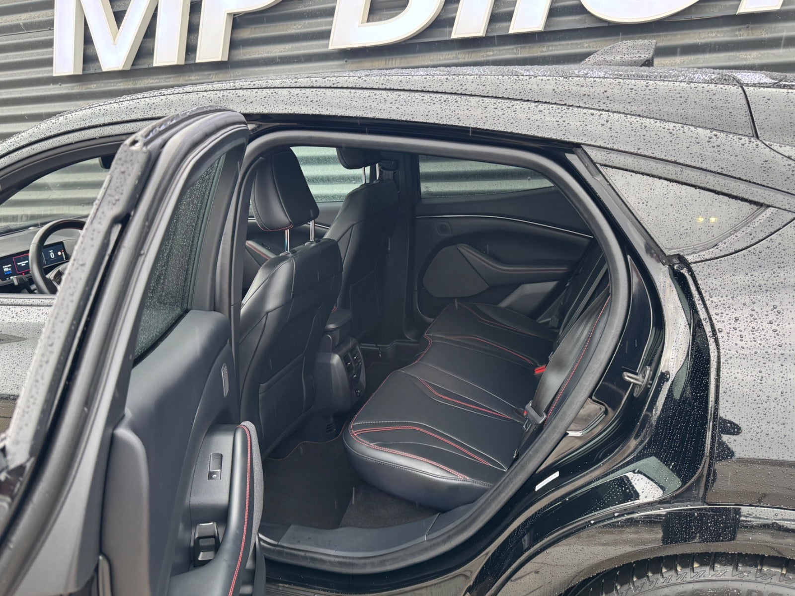 Billede af Ford Mustang Mach-E 73 Premium Standard Range AWD