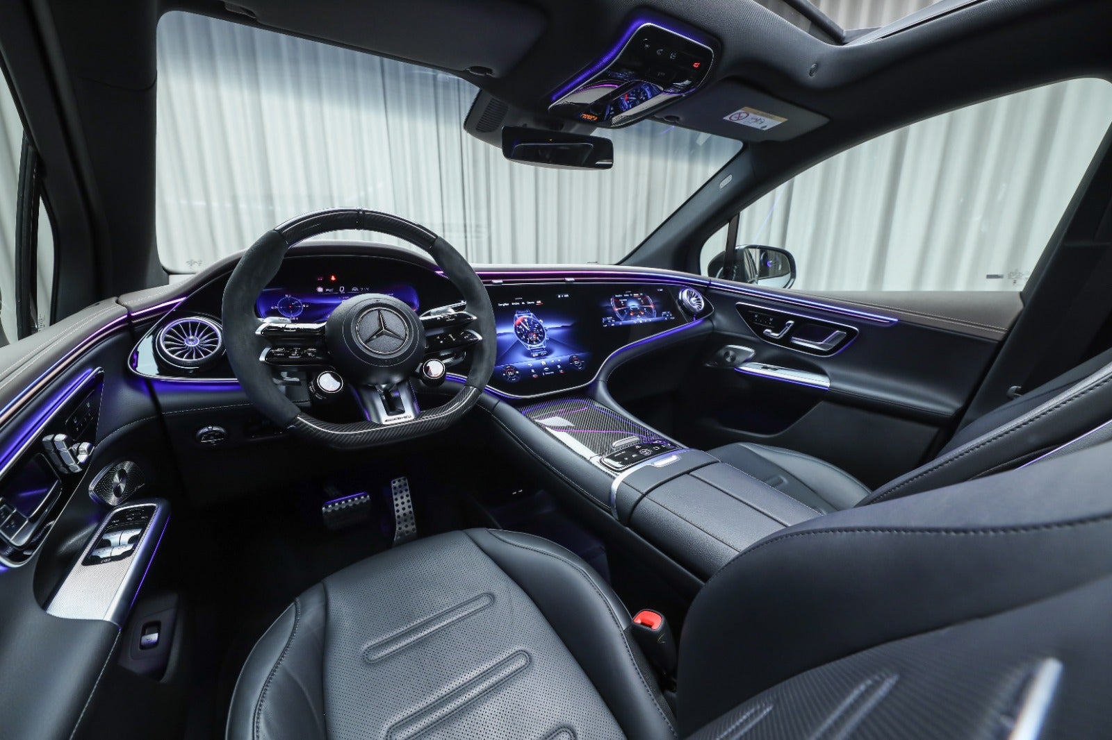 Mercedes-AMG EQE 53 SUV (3/8)