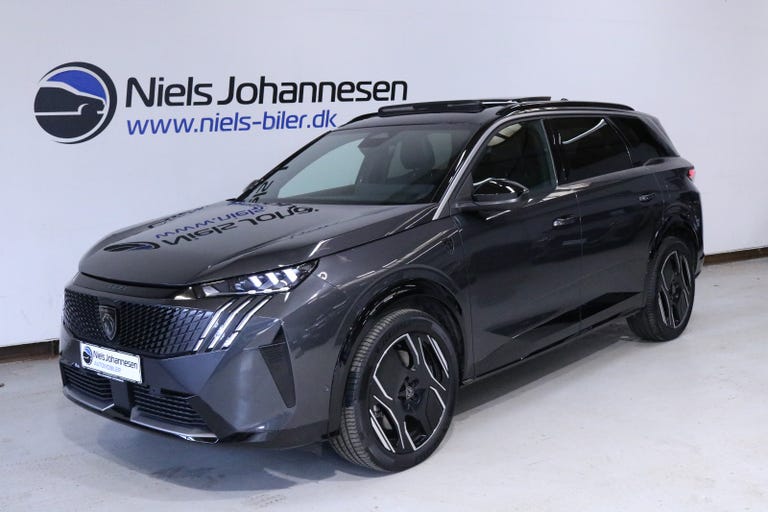 Peugeot e-5008 GT 7prs