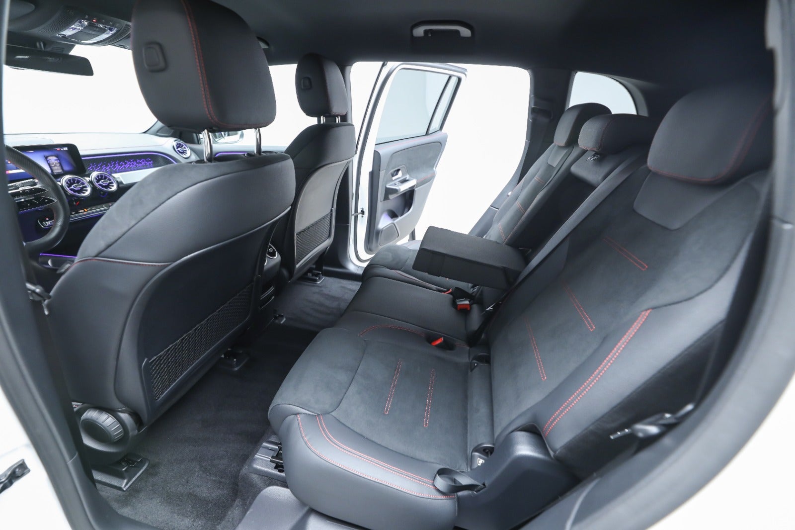 Mercedes-Benz EQB 250+ (5/8)