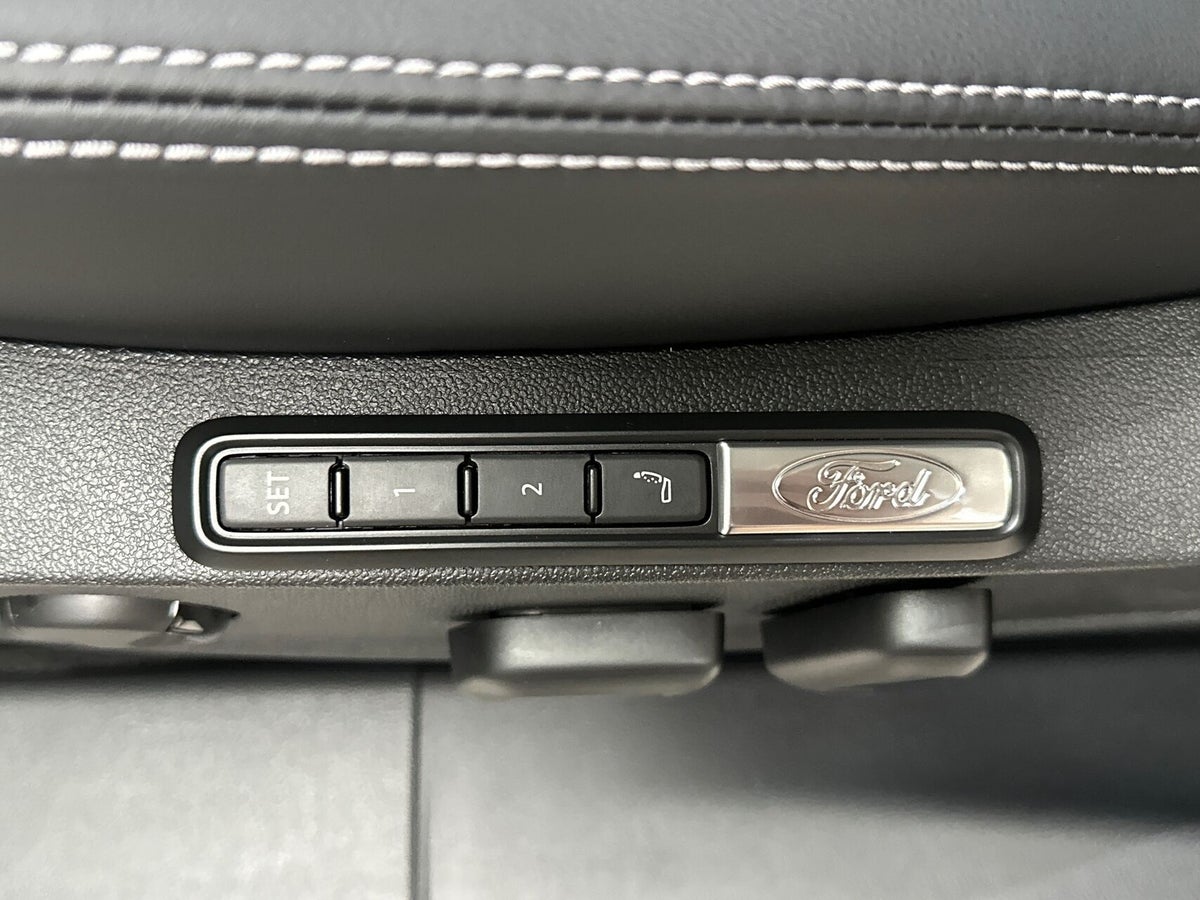 Ford Explorer Premium Extended Range billede 21