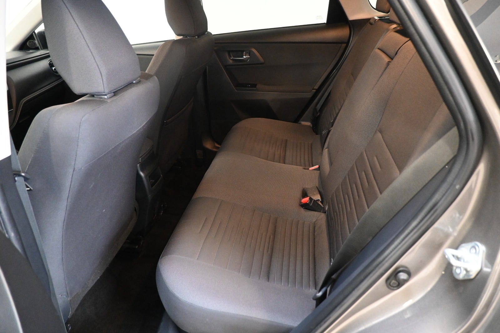 Toyota Auris Hybrid H2 Comfort Touring Sports CVT