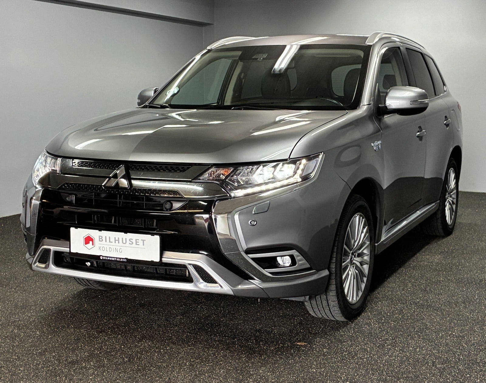 Billede af Mitsubishi Outlander 2,4 PHEV Intense CVT 4WD