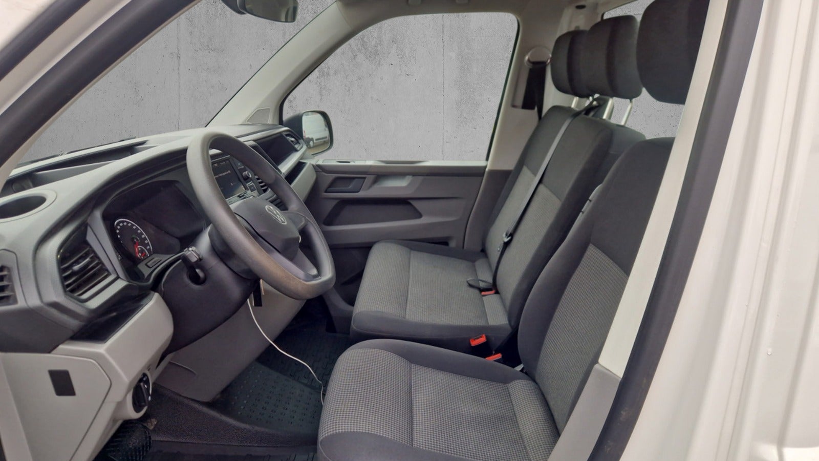 Billede af VW Transporter 2,0 TDi 150 Ladvogn DSG lang