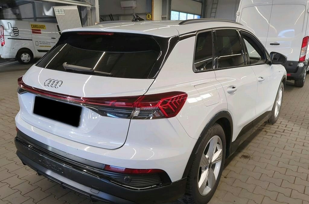 Audi Q4 e-tron S-line