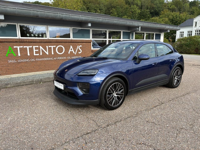 Porsche Macan  