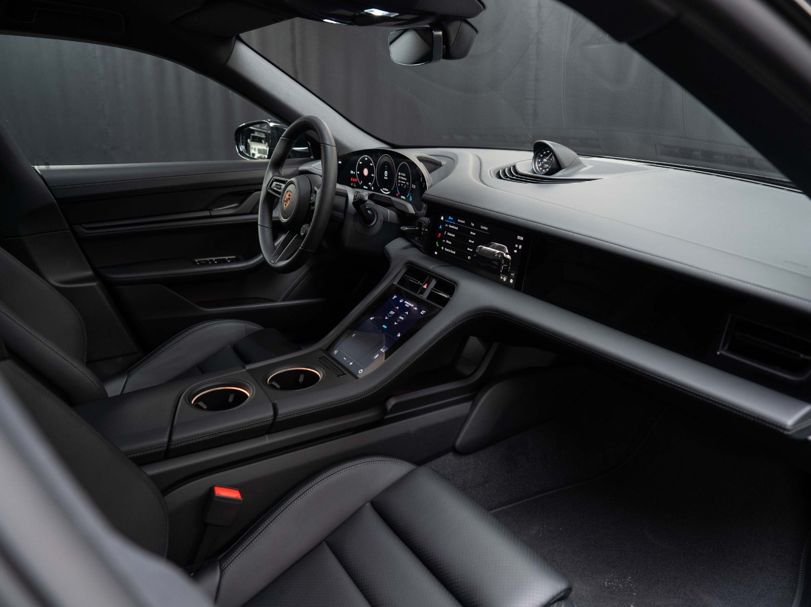 Gallery image 18 of 20