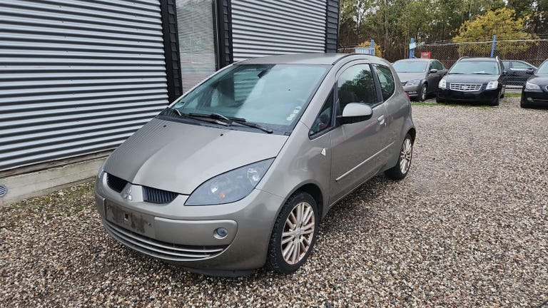 Mitsubishi Colt Inform
