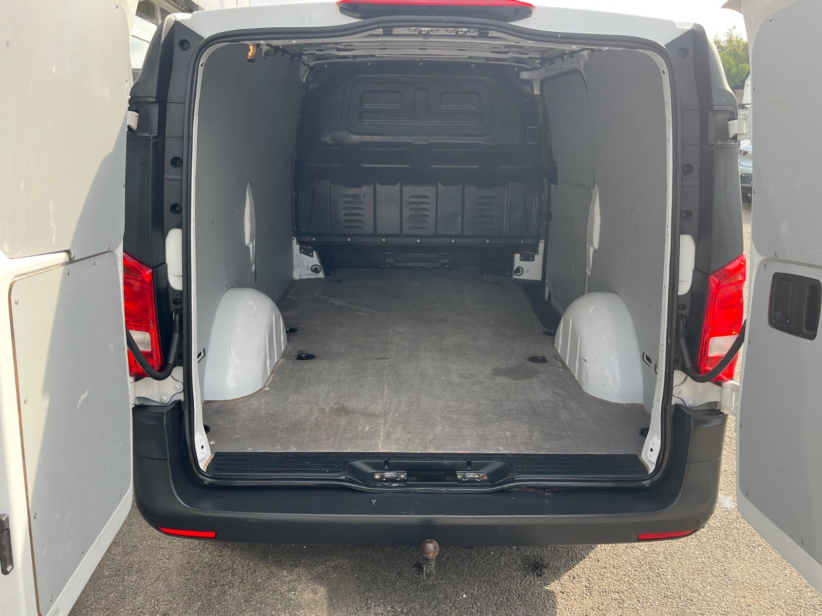 Billede af Mercedes Vito 114 2,0 CDi Kassevogn aut. L RWD