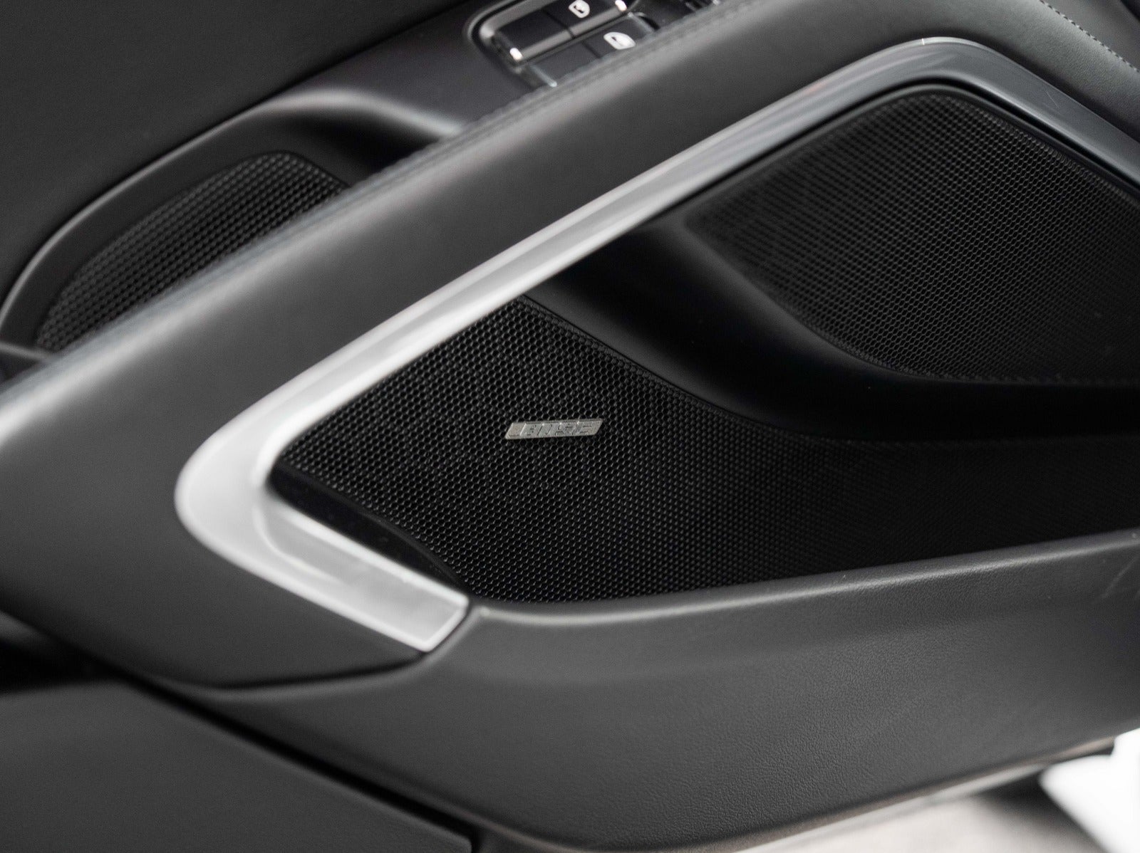 Gallery image 11 of 19