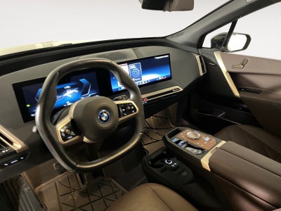 BMW iX xDrive50 Supercharged