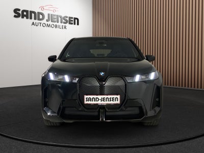 BMW iX xDrive45 M-Sport