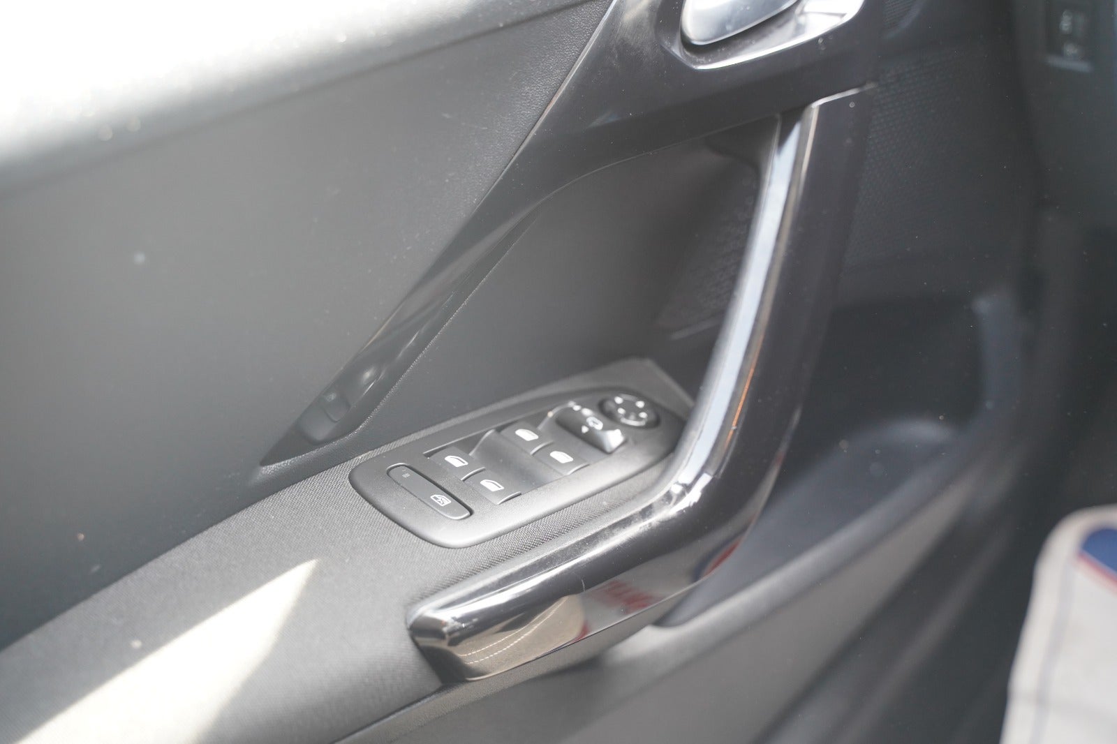Billede af Peugeot 208 1,6 BlueHDi 100 Allure
