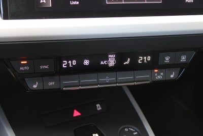 Audi Q4 e-tron Attitude