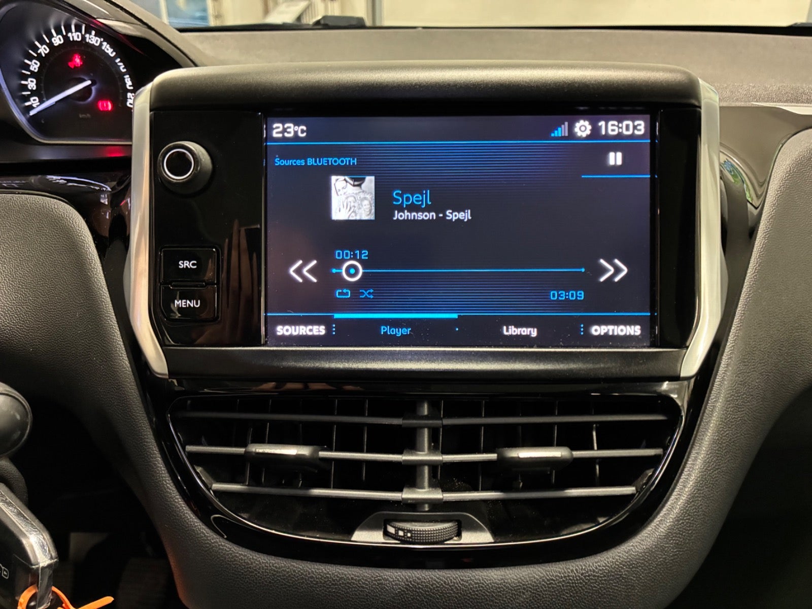 Billede af Peugeot 208 1,2 PureTech 82 Allure Sky