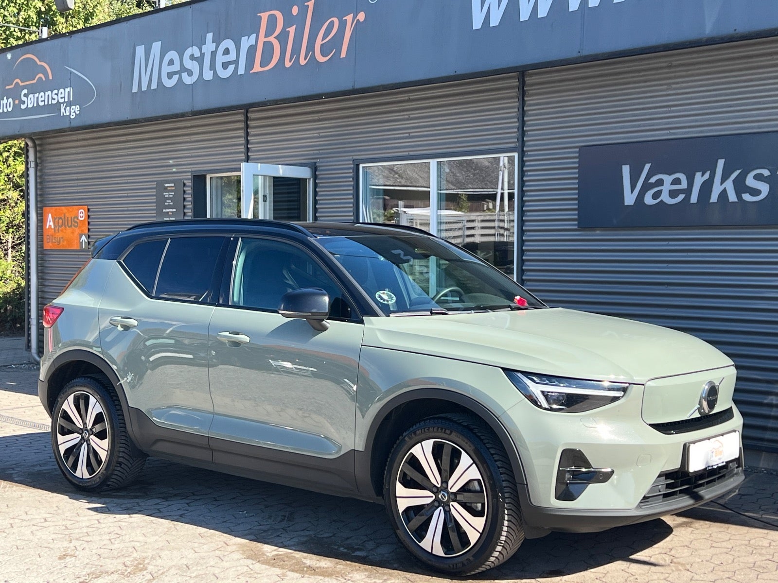 Volvo XC40 P6 ReCharge Plus