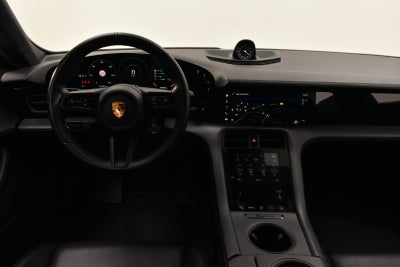 Porsche Taycan 4 Performance+ Cross Turismo