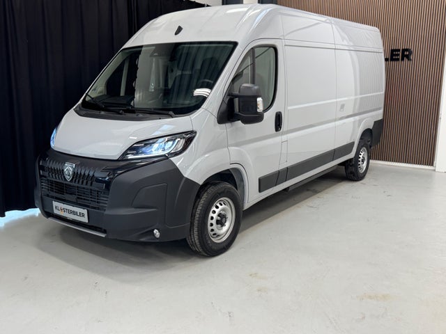 + Moms El Modelår 2024 Kilometer 100 Drivmiddel El Peugeot e-Boxer 435 110 L3H2 Premium . 