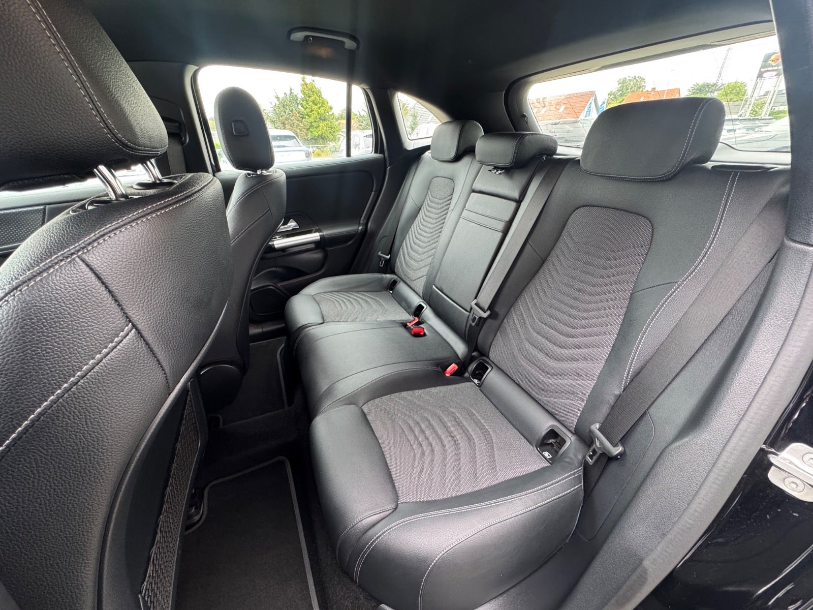 Billede af Mercedes EQA250+