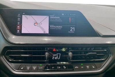 BMW 118i Sport Line aut.