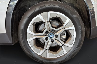 BMW iX1 eDrive20 X-Line