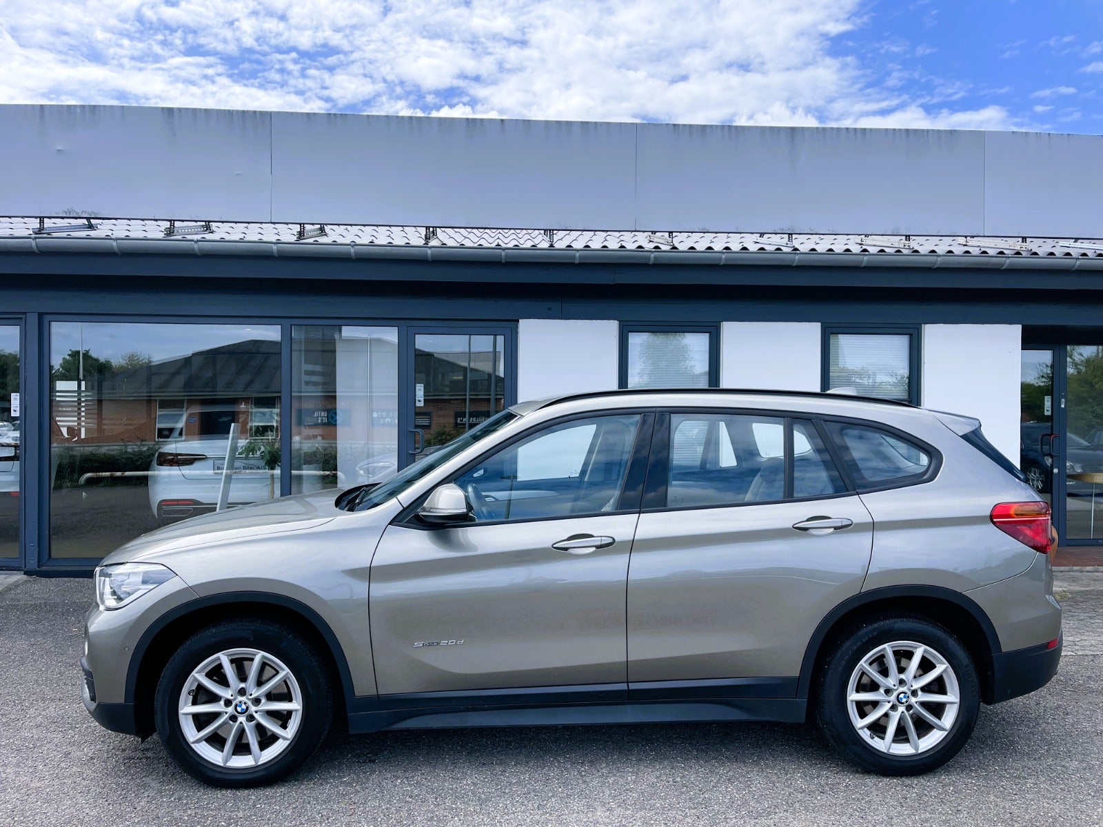 Billede af BMW X1 2,0 sDrive20d