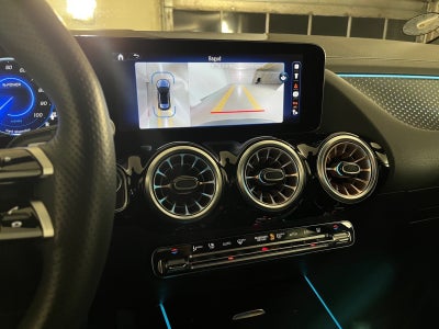 Mercedes EQA250+ Electric Art