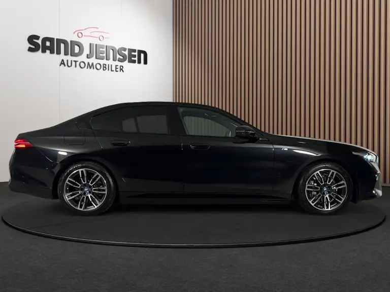 BMW i5 eDrive40 M-Sport