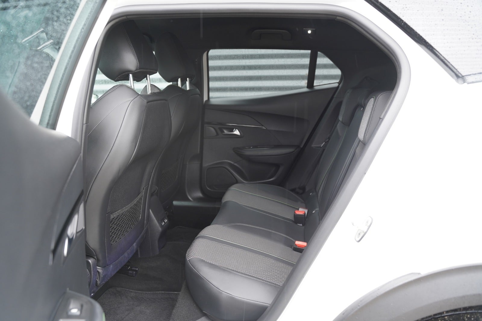 Billede af Peugeot e-2008 50 GT