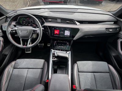 Audi Q8 e-tron S-line Black Style quattro