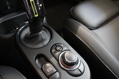 MINI Cooper SE Classic Trim