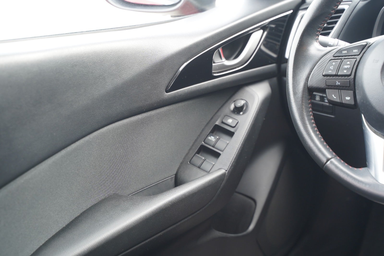 Billede af Mazda 3 2,0 SkyActiv-G 120 Vision