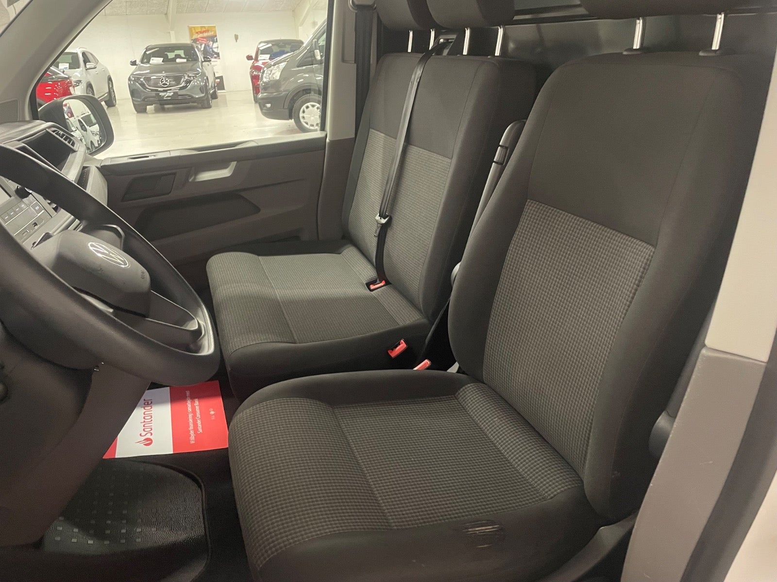 Billede af VW Transporter 2,0 TDi 110 Kassevogn lang