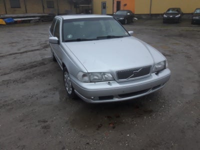 Volvo S70 2,0  4d