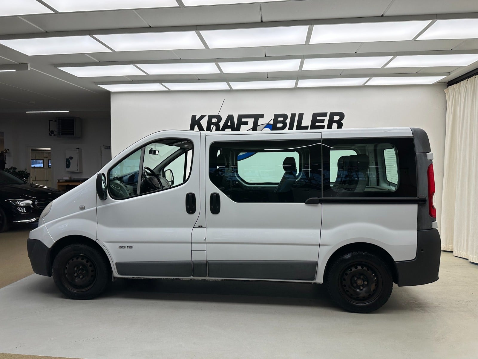 Billede af Renault Trafic T29 2,0 dCi 115 L2H1 Kombi