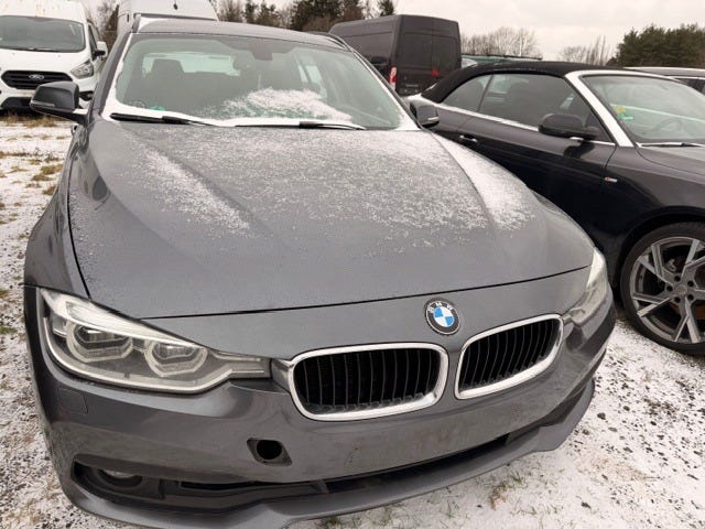 BMW 320d Touring Advantage aut.