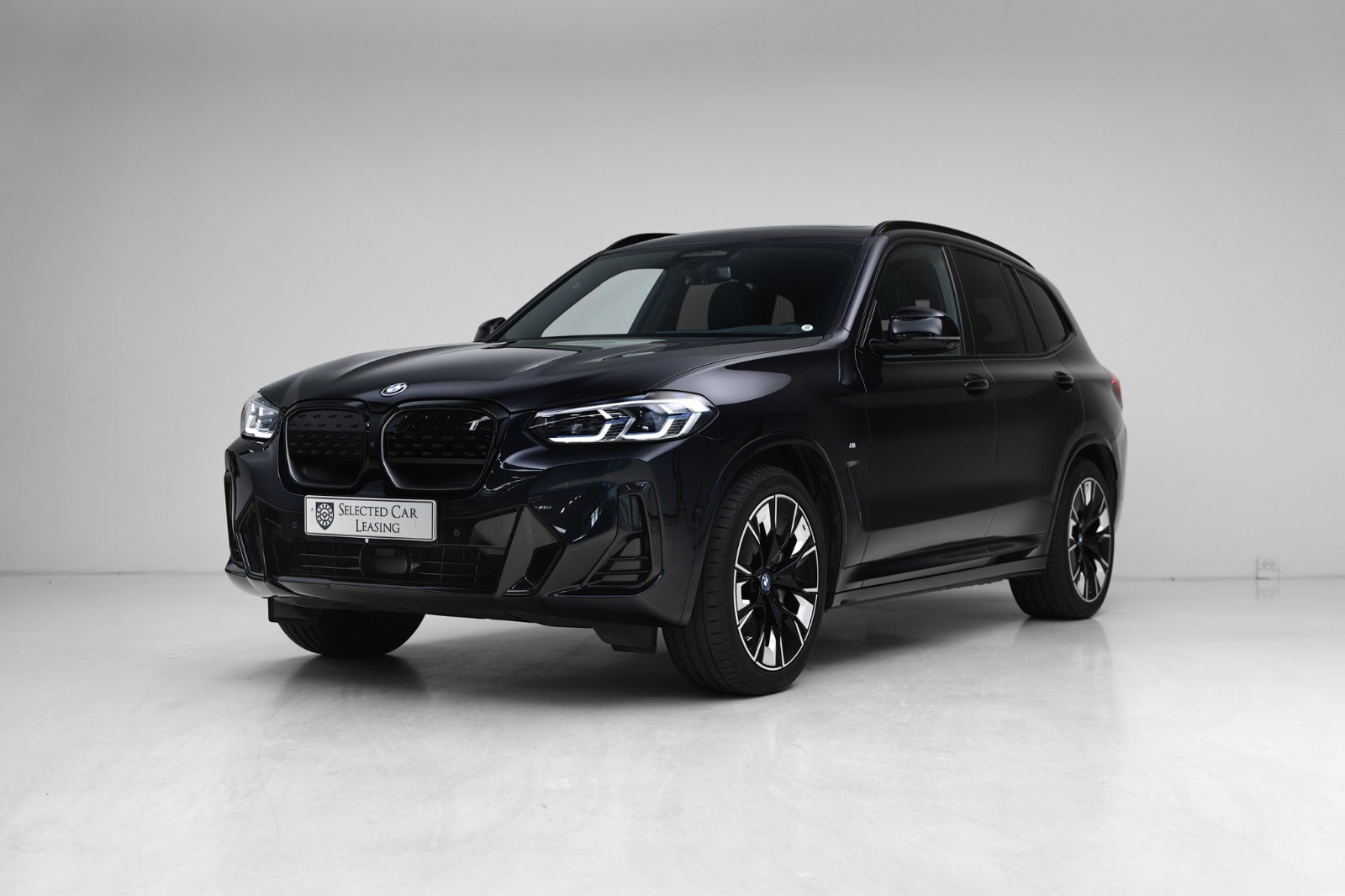 BMW iX3 Charged M-Sport