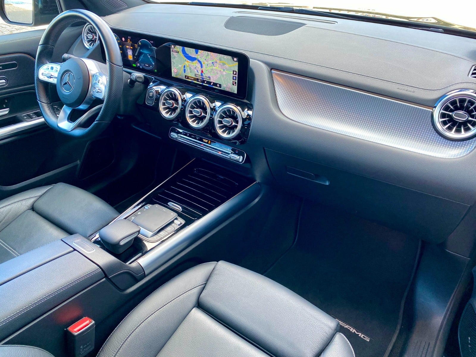 Billede af Mercedes EQA350  AMG Line 4Matic