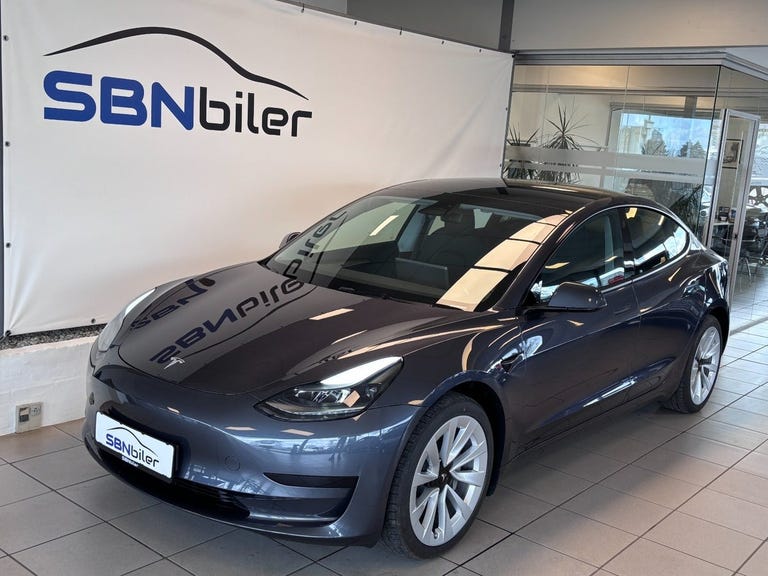 Tesla Model 3 RWD