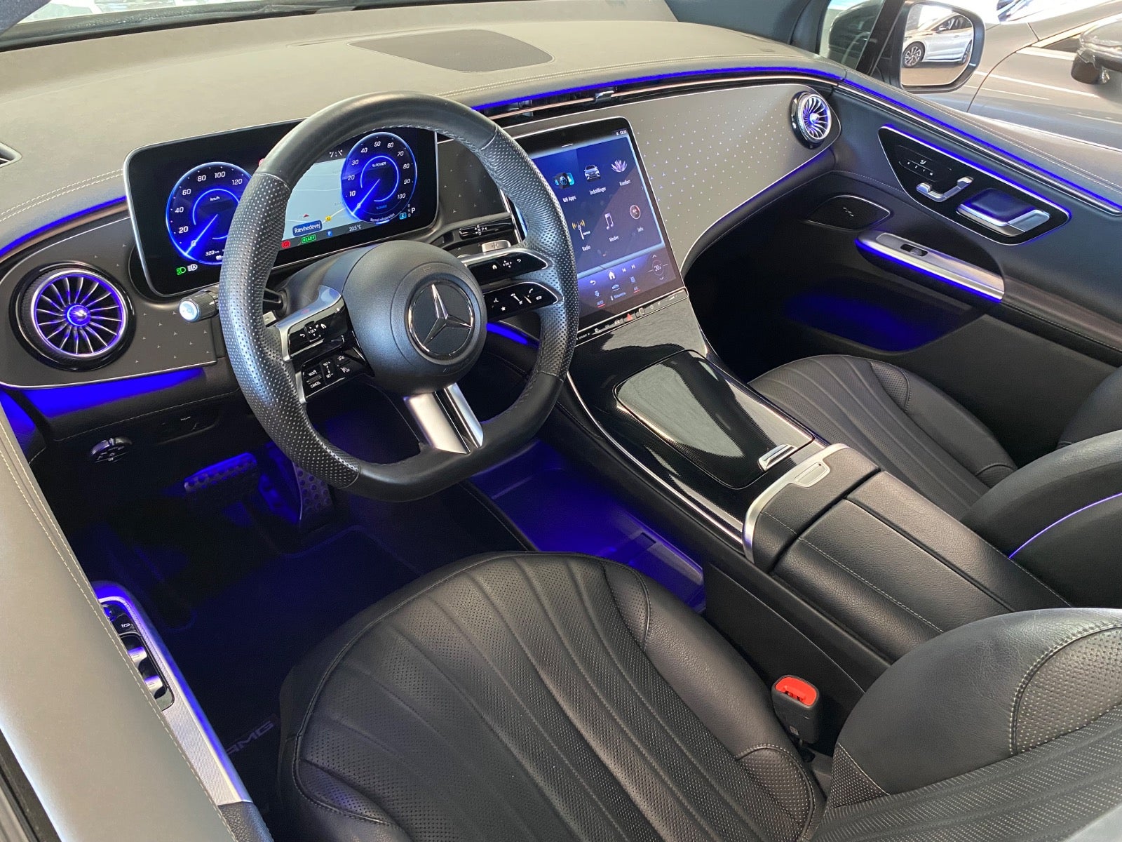 Mercedes EQE350+ SUV AMG Premium – 10