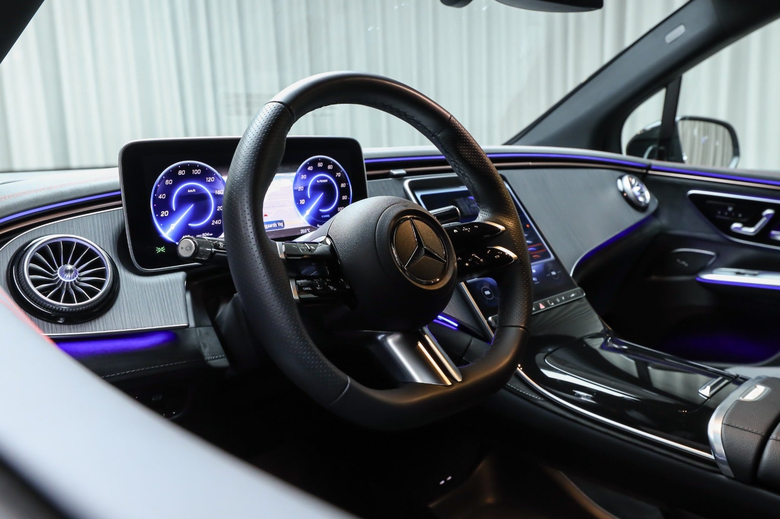 Mercedes-Benz EQE 350 SUV