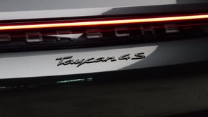 Porsche Taycan 4S Cross Turismo