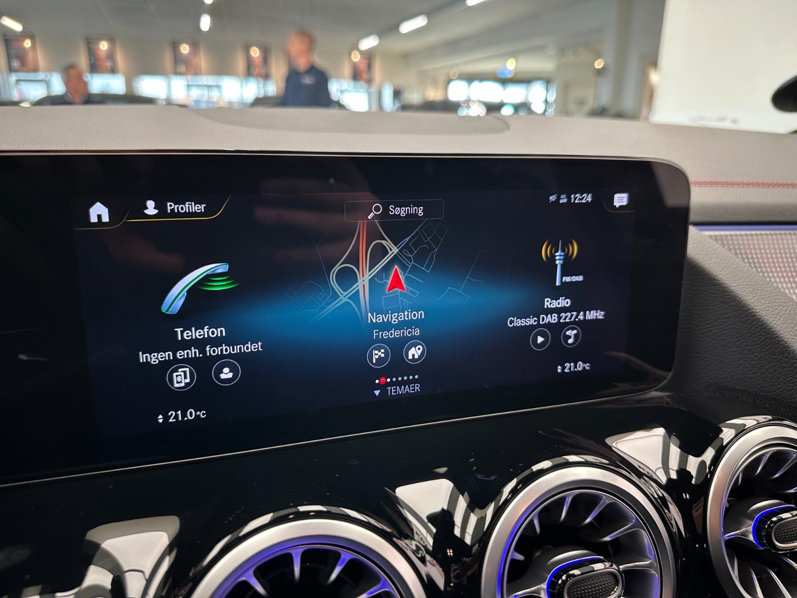 Billede af Mercedes EQA350  AMG Line 4Matic