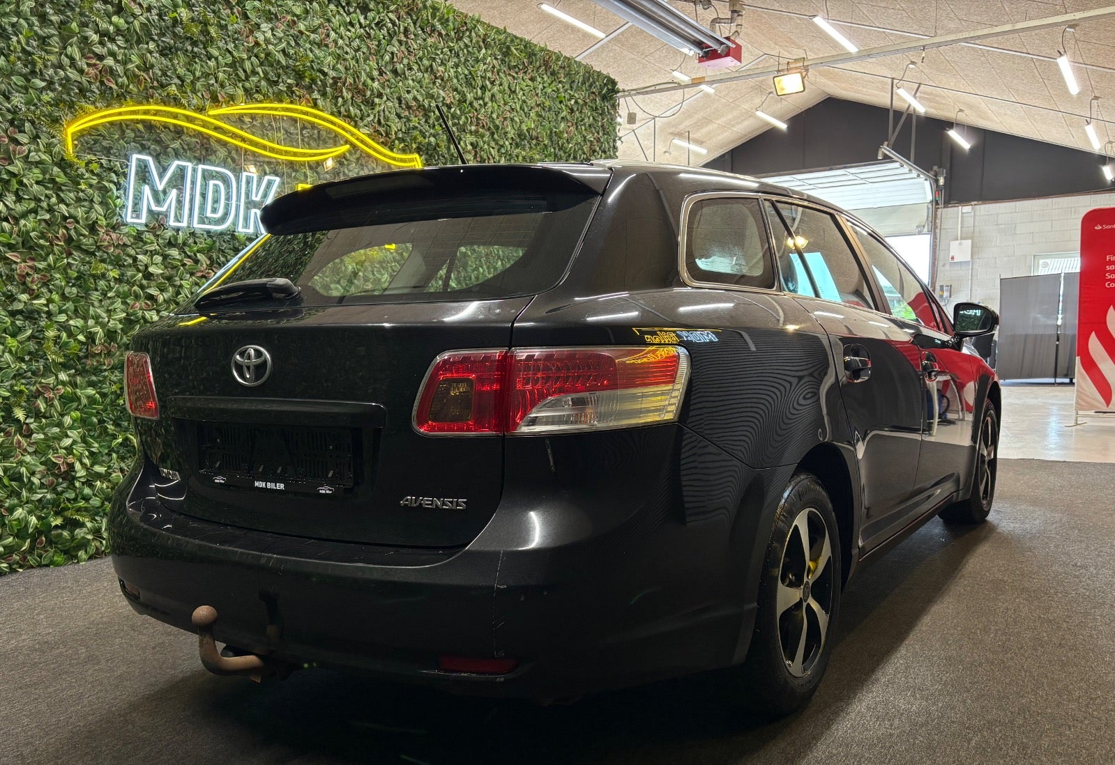 Billede af Toyota Avensis 1,6 VVT-i T1 stc.