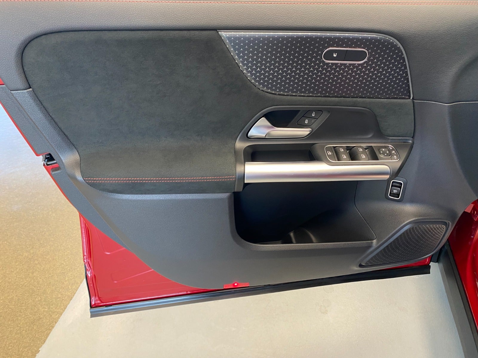 Billede af Mercedes EQA350  AMG Line 4Matic