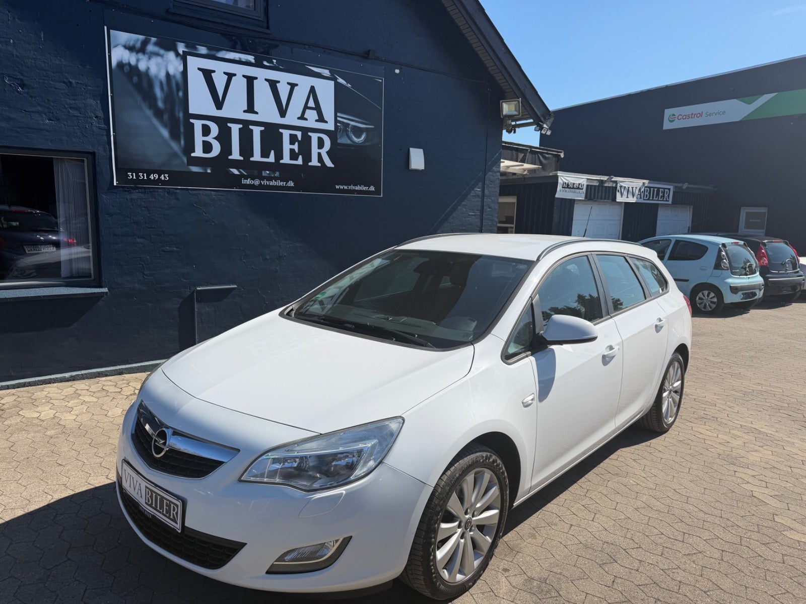 Billede af Opel Astra 1,6 Sport Sports Tourer