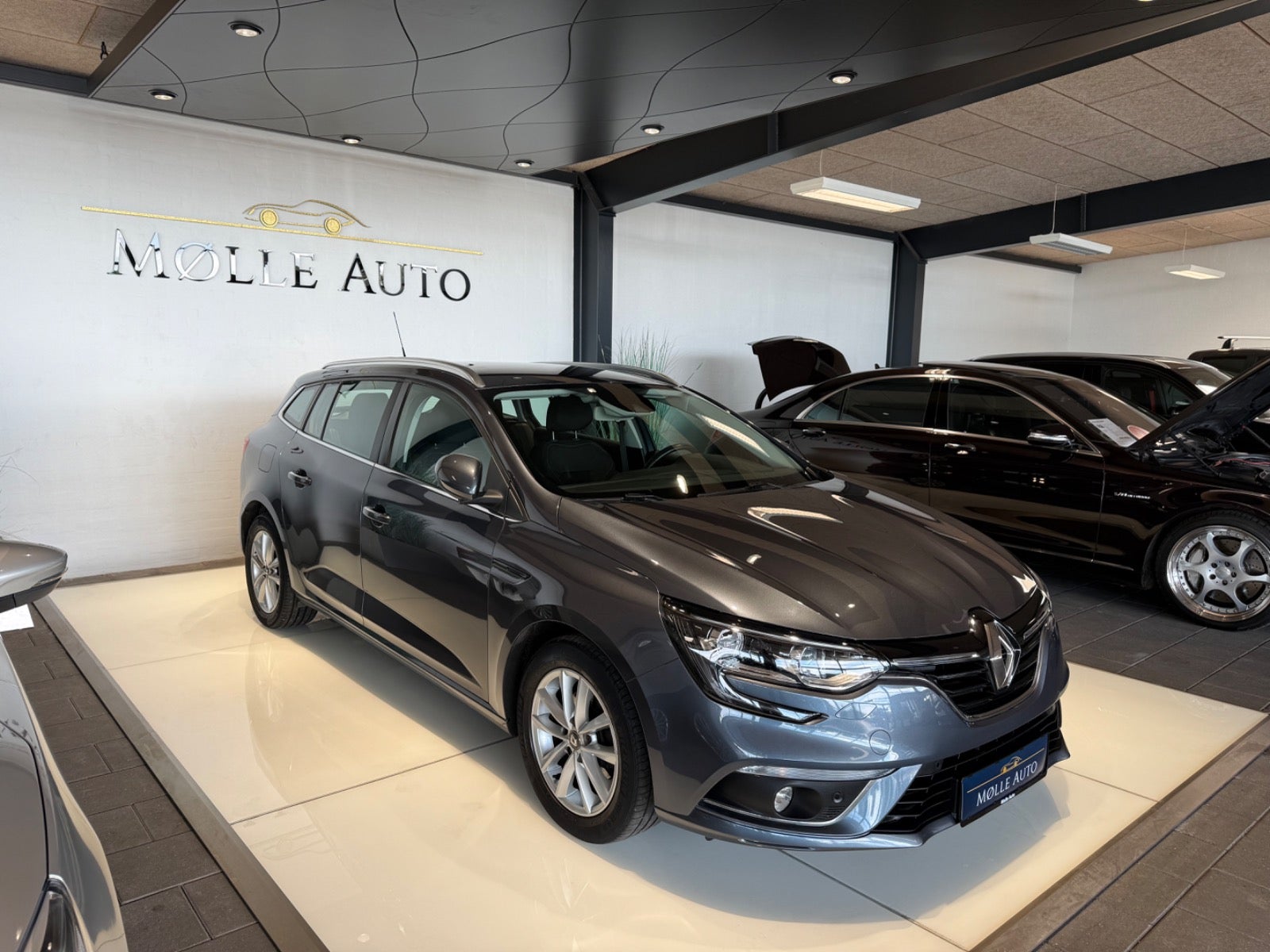 Billede af Renault Megane IV 1,5 dCi 115 Zen Sport Tourer EDC