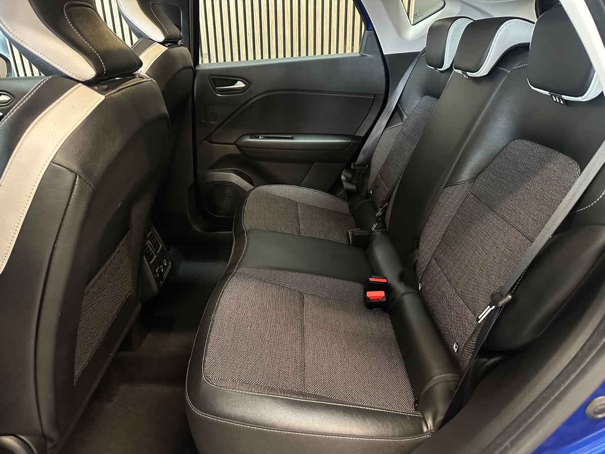 Renault Captur E-Tech Intens