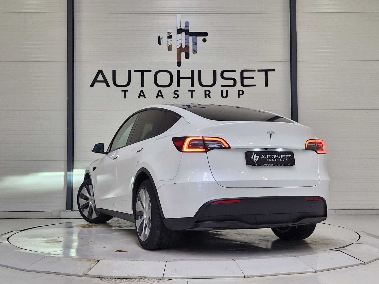 Billede af Tesla Model Y  RWD