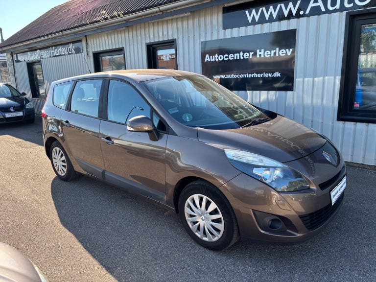 Renault Grand Scenic III TCe 130 Expression 7prs